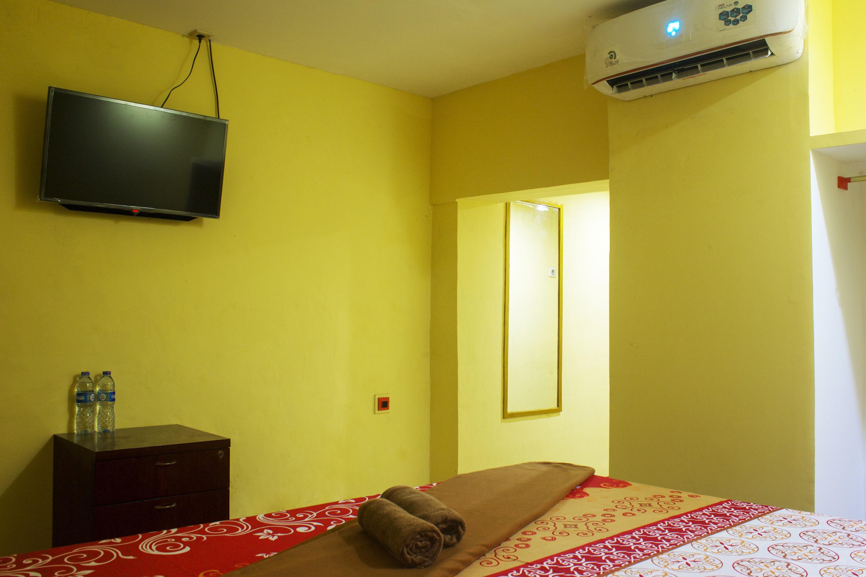 New Priok Indah Syariah Hotel Yakarta Exterior foto